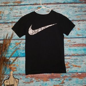 💥10 for $30 Boy's 10 Nike Tee